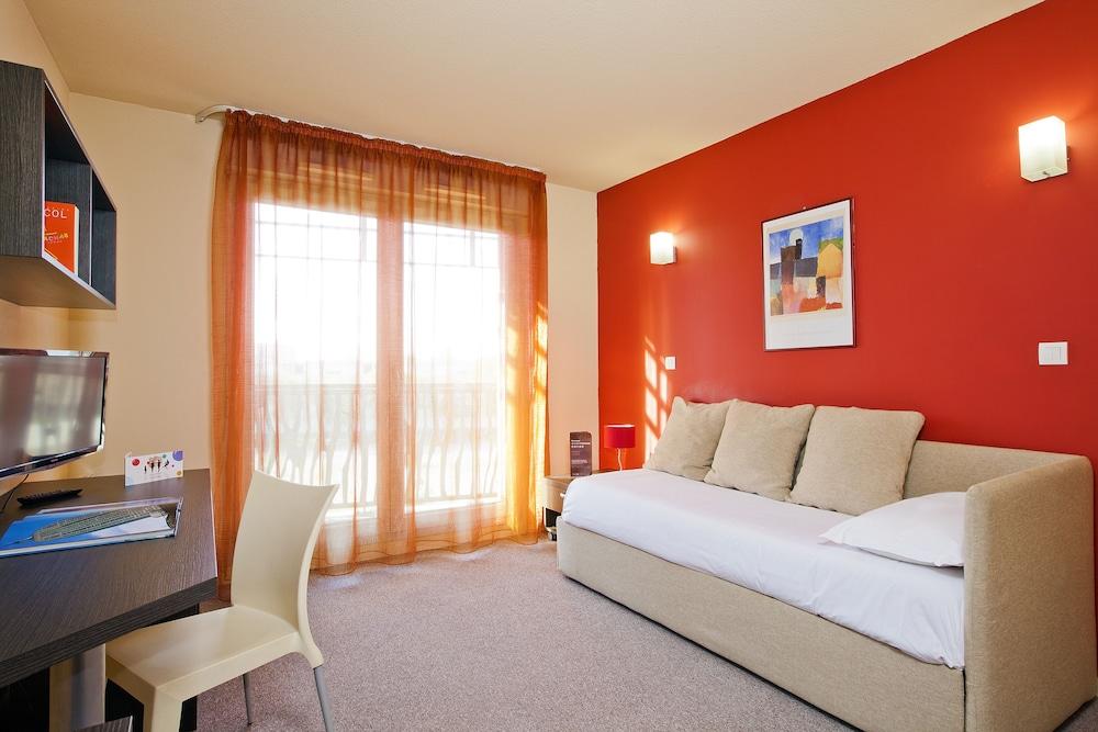 Cerise Valence Aparthotel Valence  Exteriör bild