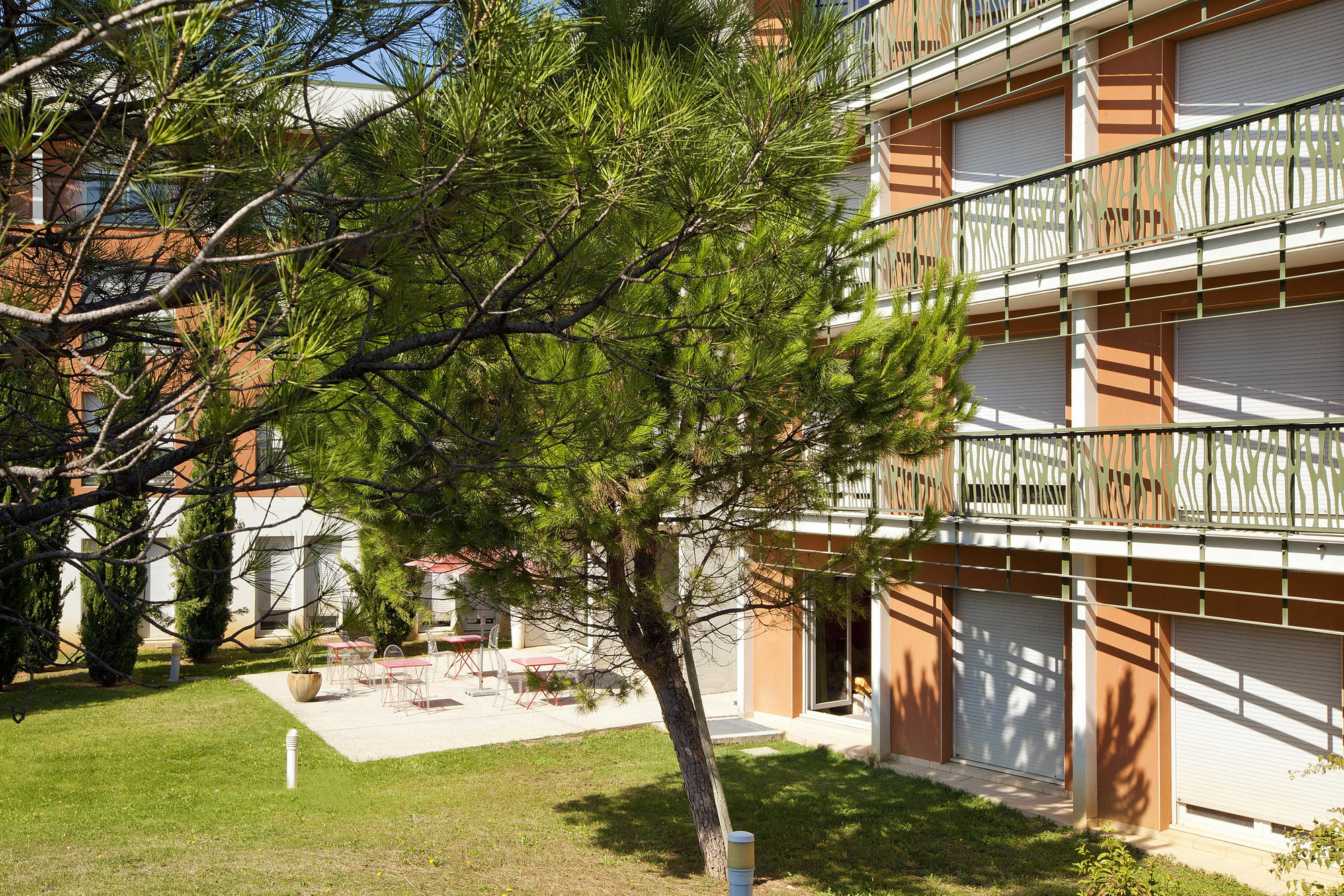 Cerise Valence Aparthotel Valence  Exteriör bild
